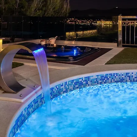 Helios Of Adria With Pool