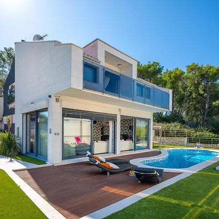 Helios Of Adria With Pool 빌라 *